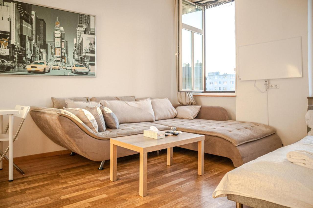 Joyful 2Br Shared Apt Near Millenium Tower & Danube River Wien Exterior foto