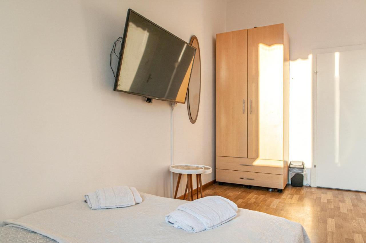 Joyful 2Br Shared Apt Near Millenium Tower & Danube River Wien Exterior foto