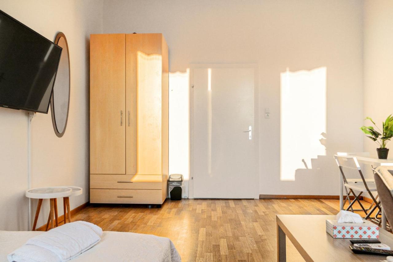 Joyful 2Br Shared Apt Near Millenium Tower & Danube River Wien Exterior foto
